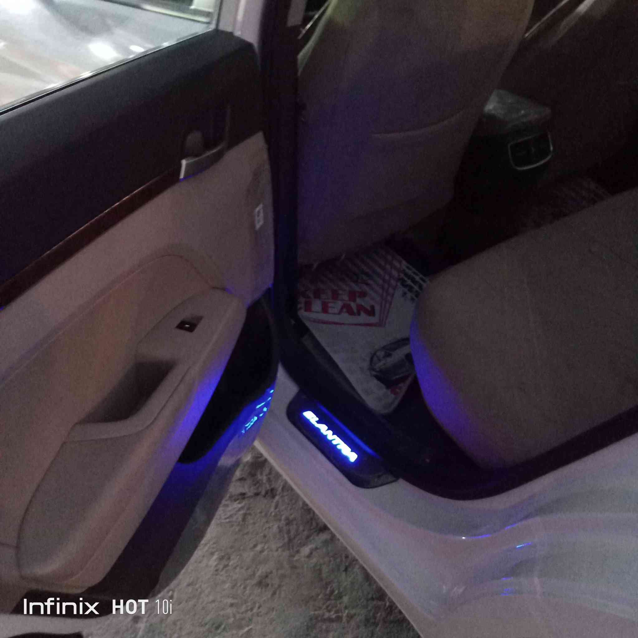 السلام عليكم النترا موديل 2020 خليجي محرك 2000 رقم بغداد جديد بسمي سيارة فول على أيدي من الشركة ***********
