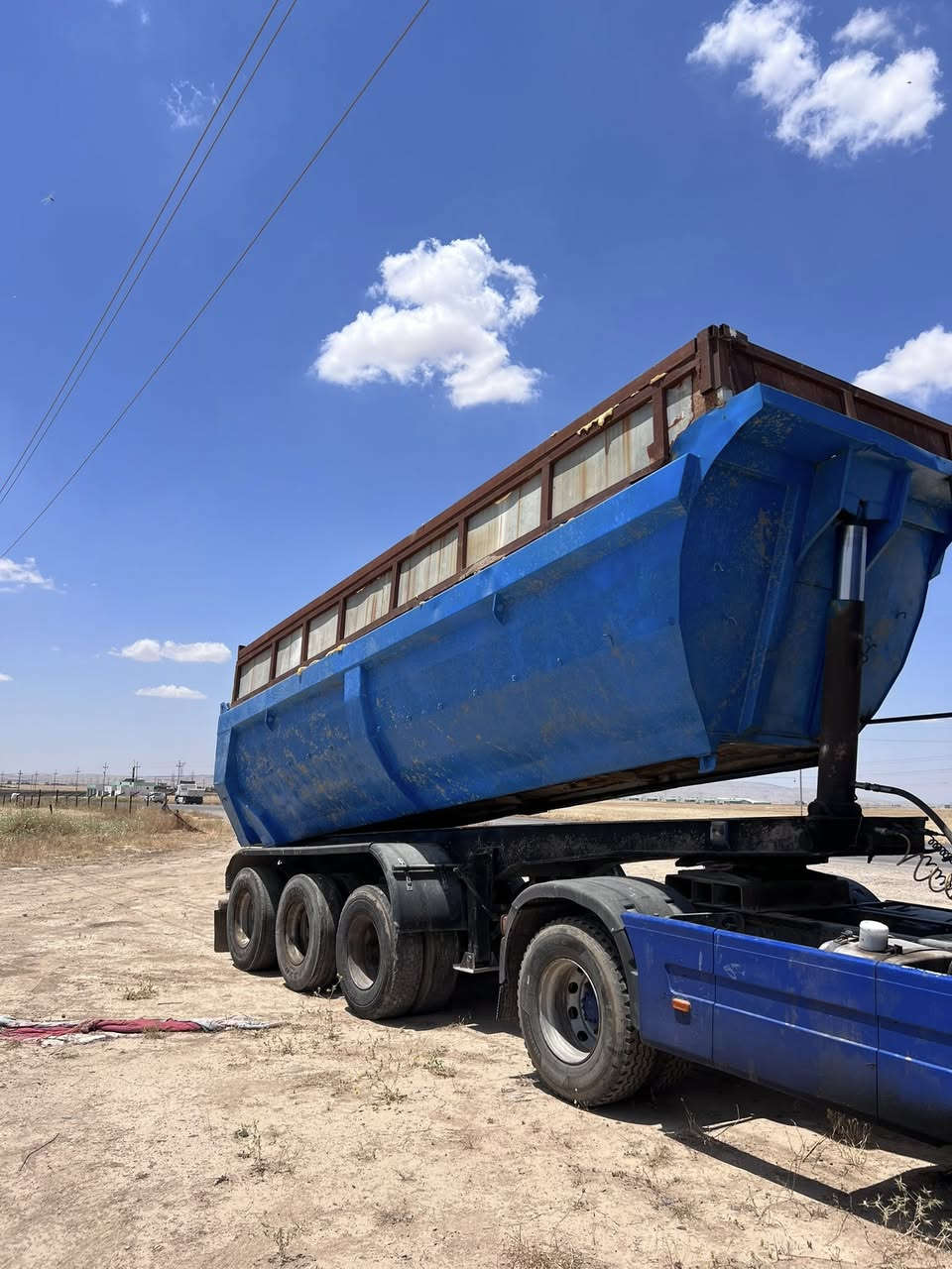 بۆدی بۆ فرۆشتن 3دینگل دبل تایە تاخم تایەیی خاوێنە  جەگو شاسیو مێلانی بەشەرت/***********/***********
