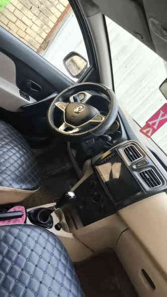 رينو سمبل 2019 لون جوزي كير اوتوماتيك 
 رقم بغداد بسمي انكليزي سنويتها 2030 هزه جديده 
ماشيه 192 الف 
مواصفات اشاير بلمري 
لايتات بلوجكترات 
تخم تاير 
دبلات امامي وخلفي +درايم شفتات +هاوزن كله نفض جديد
 باتري جديد 
عبوه فيت بم جديدة
شاشه كامره كهربائيات كلها شغاله 
سيارة جاهزه 
السعر 68 وبيهة مجال قليل حك الجيه 
بيهة جاملغ امامي ايمن  وربع البنيد والقماره جارده 
مكاني بغداد الزعفرانية 
للاستفسار الاتصال على الرقم *********** 
واتساب مازنجر
