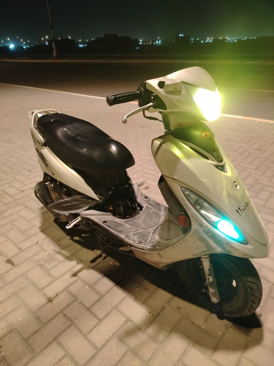 دراجه كامكو جي فور جاهزه من كلشي مكينه كهرباء تاخذه فحص قبل  لاتشتري السعر 400 وبيه مجال قليل *********** مكاني ام قصر
