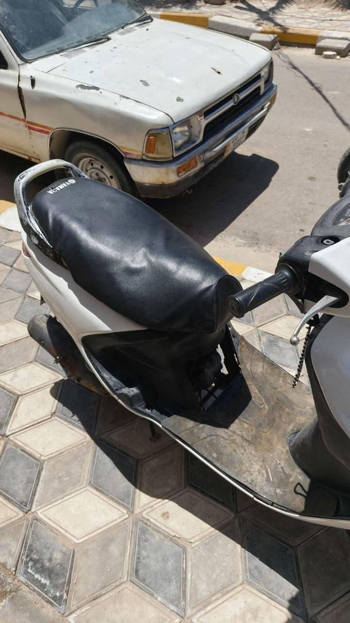 سلام عليكم
دراجه فراشة للبيع 
مكينة ما مفتوح ابلاد 
شرط لا تبخير ولا تنقيص دهن 
كهربائيات كلة شغالة لايت امامي لايت خلفي 
اشارة سيرة يمنة هورن شغال 
ما عدة السلف عاطل الدراجة 
هندر نكرة وحده تشتغل الدراجه 
تخم تاير جديد ملاحضة بسيطه 
الصالنصة مفطورة اشويه فا اتسوي صوت 
الدراجه خير من الله السعر 420او بيه مجال 
الاستفسار ***********مكاني ديوانية اقضاء الدغارة
