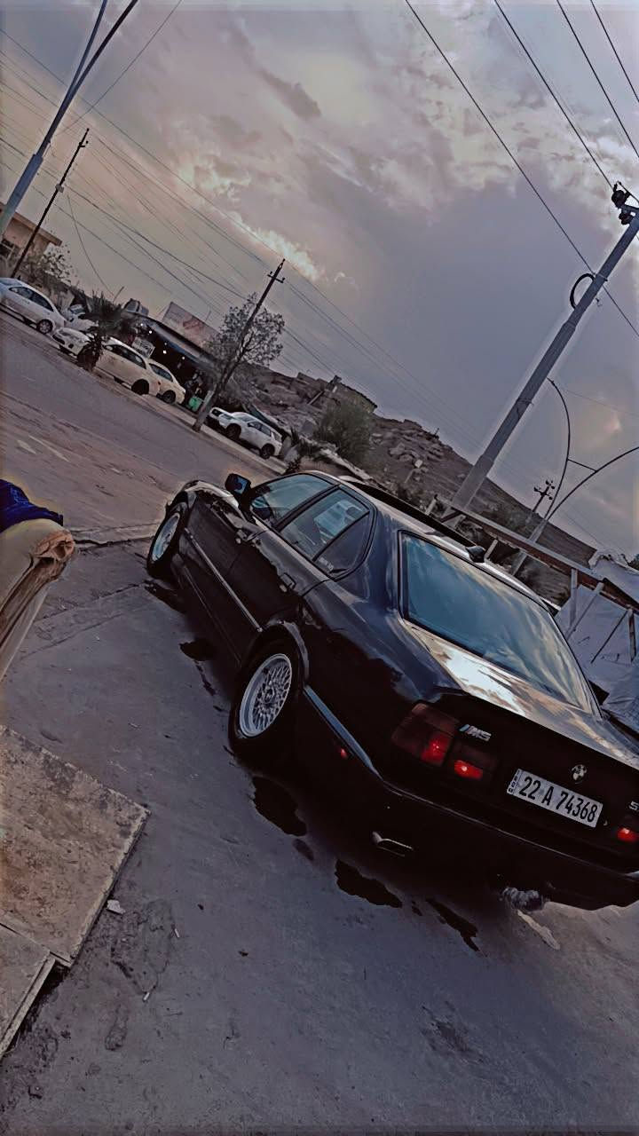 بيم موديل 1991 توماتيك سلايت تةبريد كوشن جلد هيتةر كارباي .بةناوي خومة هةزةو سنةوي نوية .*********** أربيل, العراق
