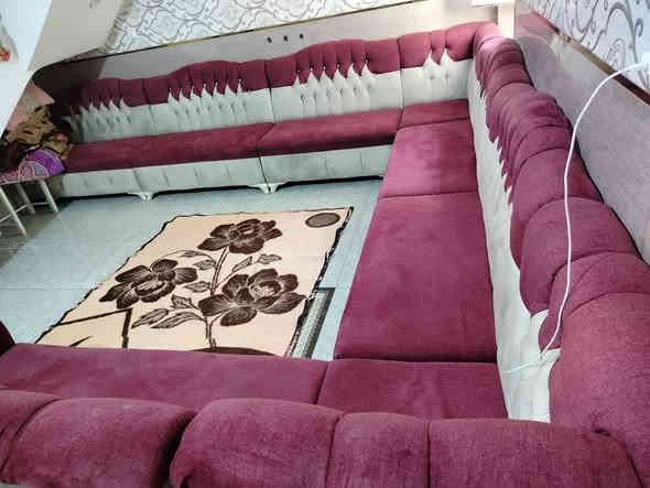 غراض للبيع ديوان كبير تفصال وميز تواليت وزاويه وجربايه ام نفر للبيع الي يريدهم يتصل  على الرقم علماً مكلف بالنشر ***********
