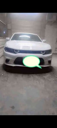 جارجر للبيع موديل ١٧ ادوات كصه وحده مرقمه السياره فور ويل بوليسي السعر...