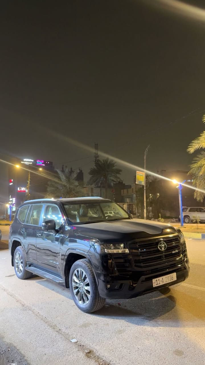 سلام عليكم للبيع تيوتا لاندكروز 2024 🖤
لمتد SASفول توين تيربو بلاك ادشن. ام الضمان
فول مواصفات للاخير     مغلفه PPF
 مكفولة كفالة عامة. فقط بيها اثر حالوب خفيف جداً .ومصلح ممبين ابداً لباقي على وضع شركة ❤️
٤ كامرات 
خزن ميموري
جميع الكشنات كهرباء 
جنطه شفط 
رادار خلفي 
حساس امامي خلفي 
جلد شاحن 
كشنات تدفئه تبريد 
ستيرن كهرباء 
مري شفط 
٥ بصمات
٣ شاشات تطبيق 
توقف ذاتي 
١٩ سماعه

باقي المواصفات معروفه 
.السعر . 710 ورقة. فقط 🤍. 
لاستفسار 
***********
