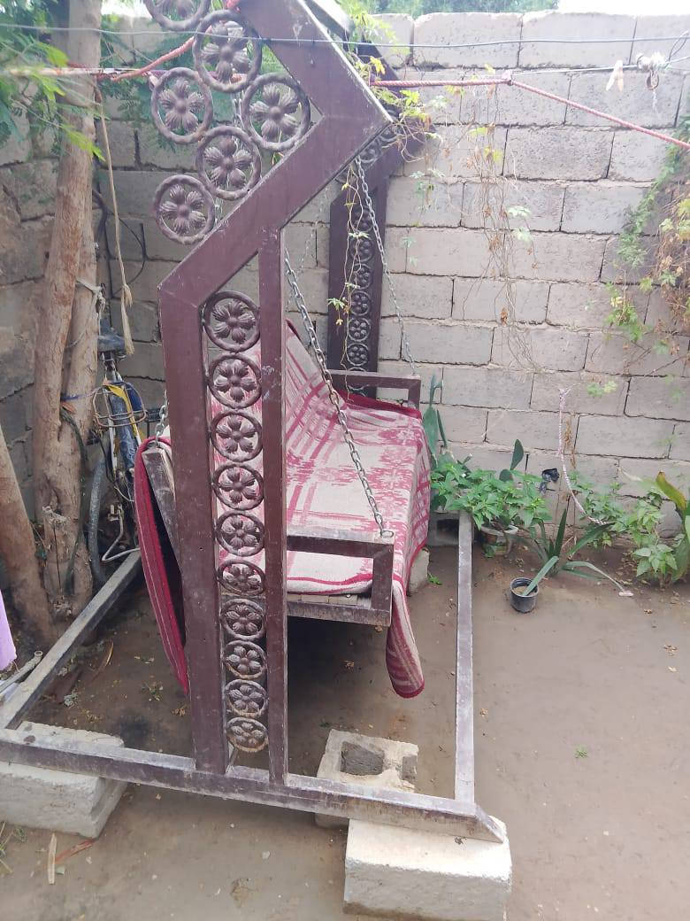 مرجوحه للبيع ***********.  ***********
