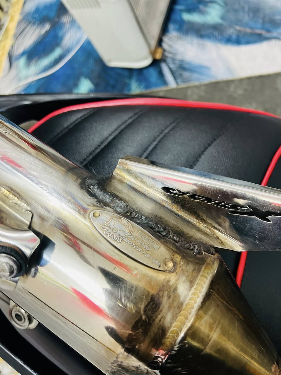 سلام عليكم صالنصة سكنس عام تك بوشة مثل ما موضح كدامكم كلشي بلصور سعرها 50قفل قفل قفل مكاني مدينة صدر
