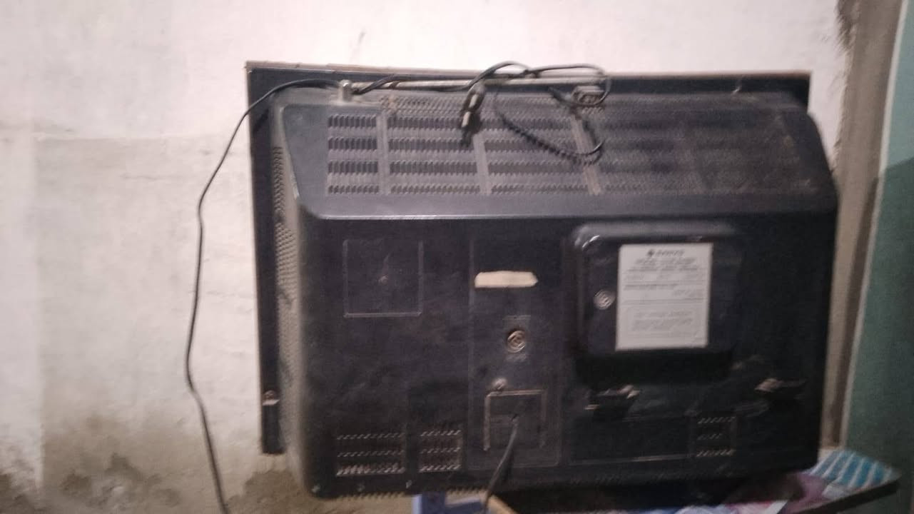 تلفزيون انتيكه ياباني البيع السعر 150
