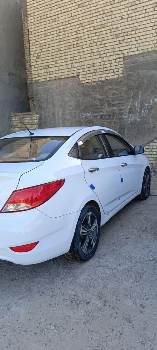 سلام عليكم اكسنت ١٦ خليجي سيارة حلوة بيها جاملغات وحار بل تكملة عل كد شبر والباقي مكفول بغداد دورة سعر ١٠٠وبيهل مجال لطيبين 
***********
