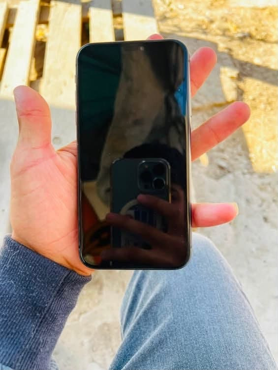 ايفون ١١عادي بيع و مرواس ويا ١١برو ماكس ذاكيرة ١٢٨
بس مبدال بي شاشة اصليه 

بطاريه ٧٧ ما مبدال 

فيس إيدي شغال  

تك سيمكارت  

سعر ٢٠٠ 

رقمي 

*********** 

توصل وتساب
