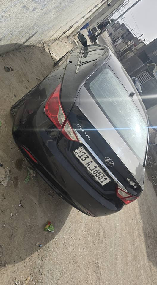 البيع هونداي سوناتا موديل  2011 وارد كوري محرك 200دوش رقم نكليزي سنويه بأسمي الكل يعرف الكوري ماينكفل من الصبغ بيها بارد قليل بجاملغ الخافي جاهزه السياره محرك كير حداده تبريد تدفأه طخم تاير جديده لايت زنون تبريد خلفي شاشه تاب كامره ويل كب السعر 93 بدون مراوس ابيع فقط العنوان البصره حمدان *********** البصرة, العراق
