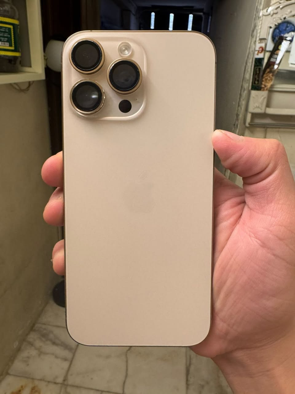 ايفون 16برو ماكس ذاكرة 256
كامل مع ملحقات كارتون
وكيبل بعده مامفتوح
مستخدم قليل
بطاريه 100
مشحون 200مره بس
مابي اي طخه 
***********
واتساب اكو
