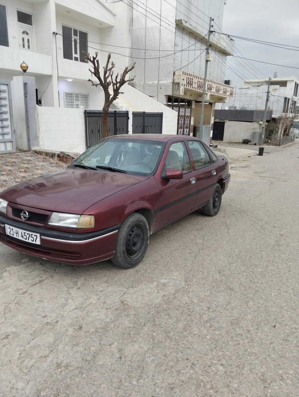 ژ***********=***********چمچماڵ  = سعر 46 مەجالێی کەم 
ئۆپڵ ڤیکترا مۆدێل ۹٥ مەکینە ۱٨ گێڕعادی
گێڕو مەکینە بەشەرت بێ لێدراوی بێ دەعم
سنوی تا  ۲۰۳۰گ٨ تازەیە مەرجی تونوتۆڵی تازەیە
ناوکرێیمیە سەیارەکە تابلێی جوانە
 قفڵ مرکزی ئەیبئسە 
چوارتایەی لۆک تاقم دواوپێش بەشەرت
*********** وتساب
***********
