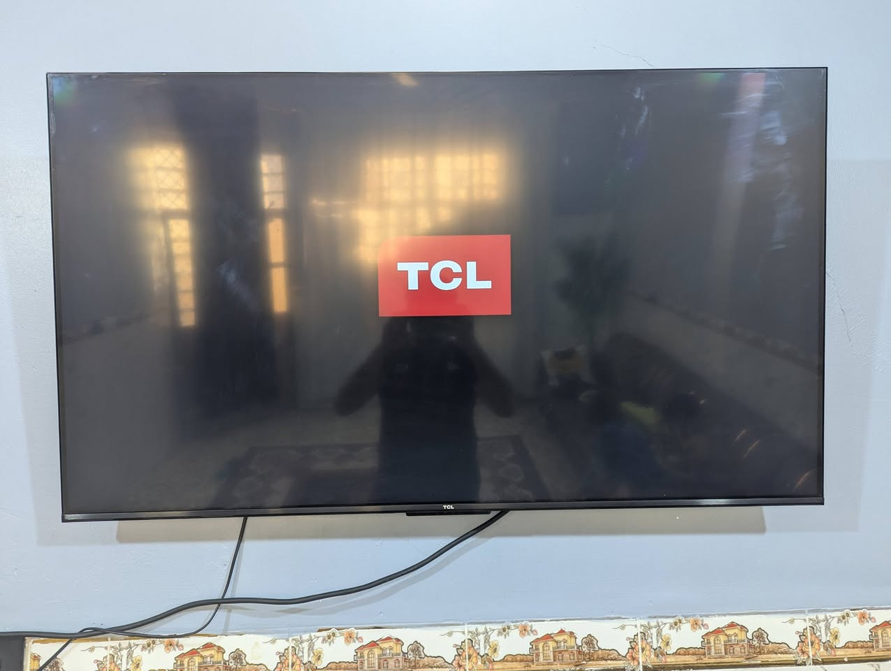 سلام عليكم شاشه تي سي ال حجم 55 فوركي حقيقي الوان تخبل صوت استريو دولبي اتمس صوت استريو مضخم نضامه كوكل تيفي ستلايت دخلي ريمونت ناطق  شاشه لوك مكفوله من تصليح شي نضافه فول مكاني بغداد وره سيطرت الشعب رقمي ***********
