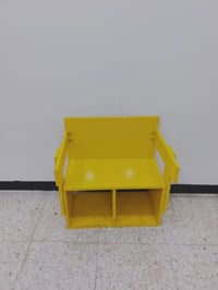 للبيع بسعر مناسب 07711045405