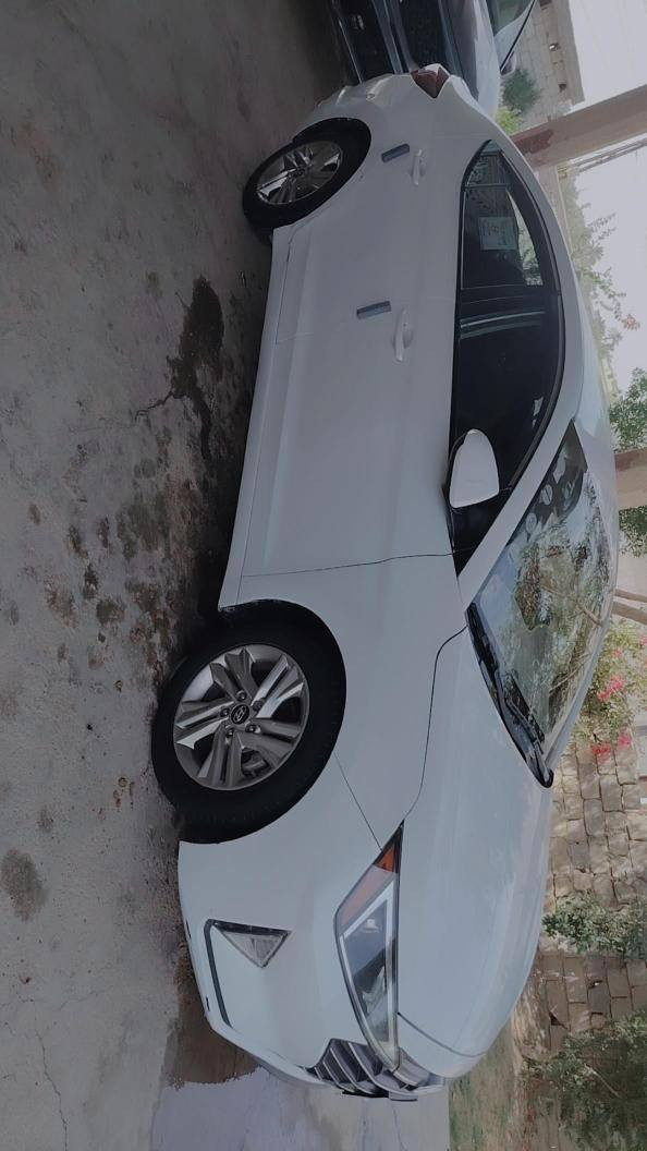 النتره موديل 2019 نص فول بيهه جاملغ وبنيد من امريكه بدون دواخل وهنا صار بيهه باب وجاملغ لامامي جهت السايق بدون دواخل مكاني بغداد السعر 133 وبيهه مجال حك الجيه ت ***********
