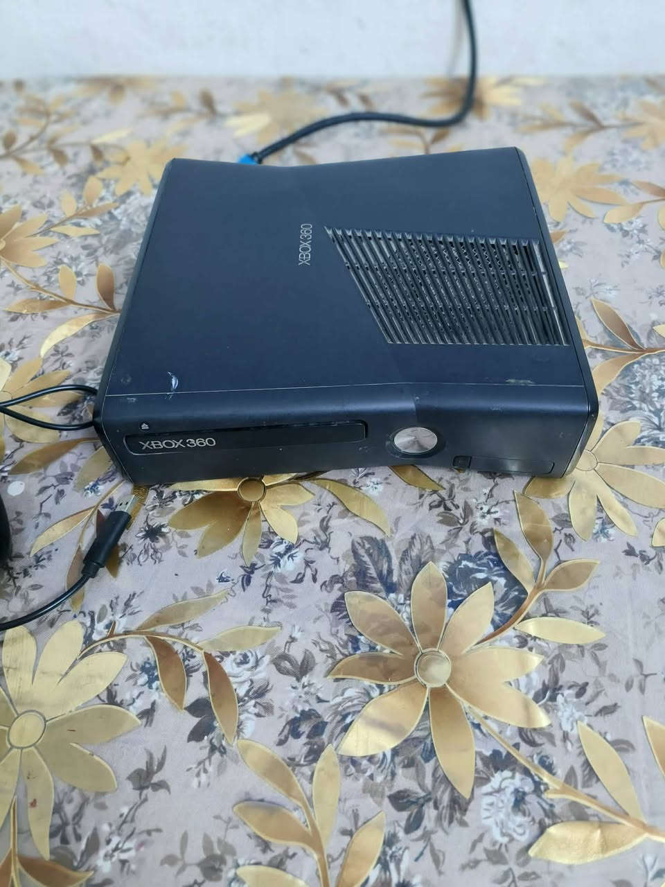 السلام عليكم اكس بوكس 360 لبيع السعر 120وبي مجال ويا 5 اقراص


**إذا كنت صاحب هذا الإعلان وتريد حذفه لأي سبب، رجاءا أرسل رسالة إلى الدعم الفني**