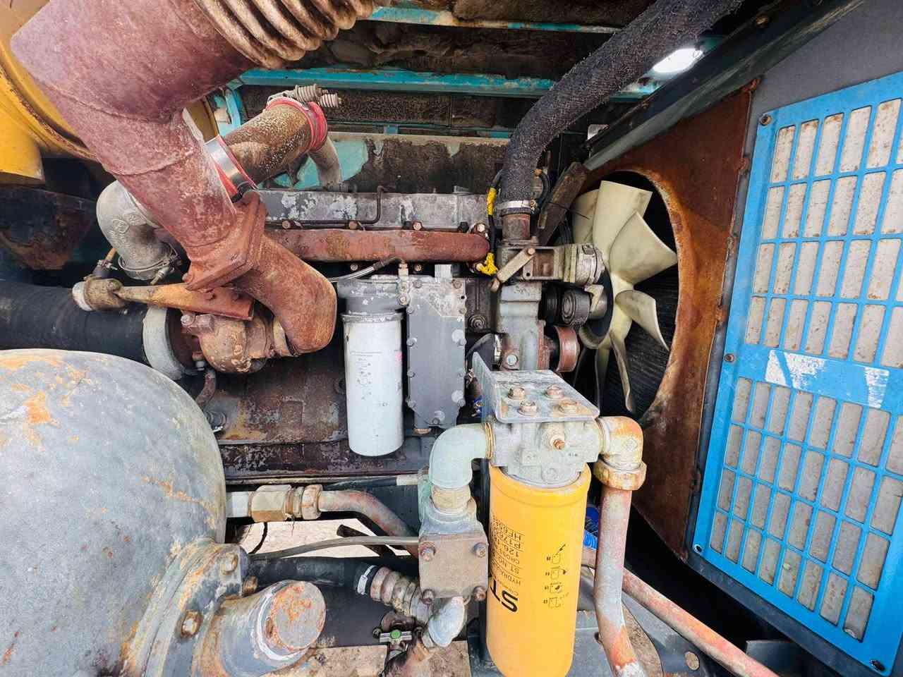 السلام عليكم... كمبريسر هواء ايرمان حجم 655 موديل 1998محرك كمنز بم ونوزل ***********
