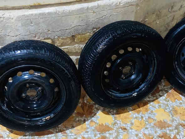 السلام عليكم تايرات +وياله حجم 14
نضافه 80/100
السعر 100 قفل بدون عمله
العنوان بابل ناحيه الطليعه
‭0786 943 7400‬
