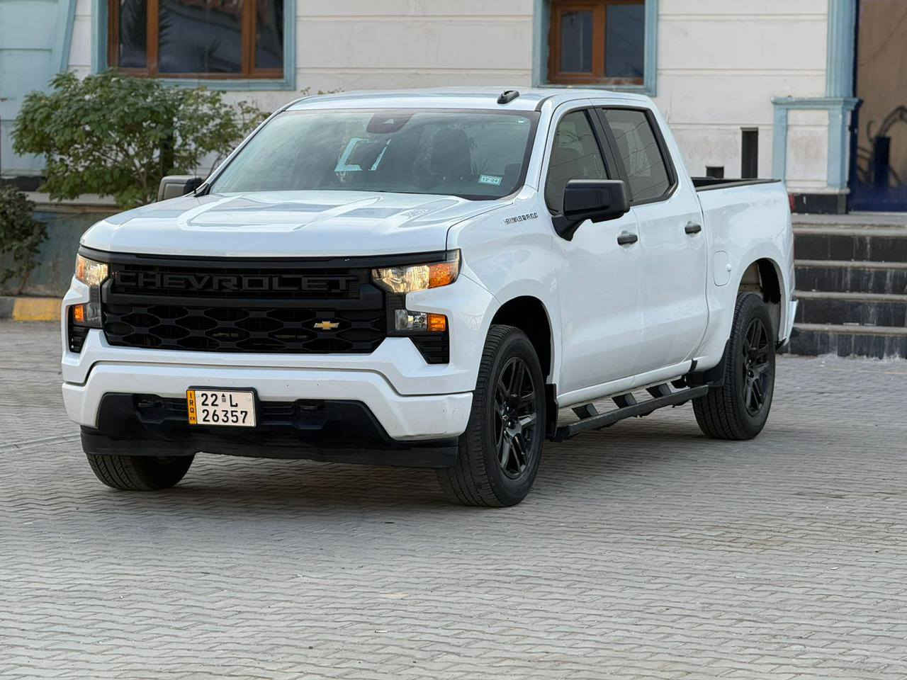 السلام عليكم سلفرادو 2023 باب طويل بدي قصير ضربتهة كلش خفيفه وخلفيه محرك 2700 تيربو اقتصاديه 4 سلندر السياره جاهزه من كل النواحي السعر 245 وبيهة مجال للاستفسار ***********
