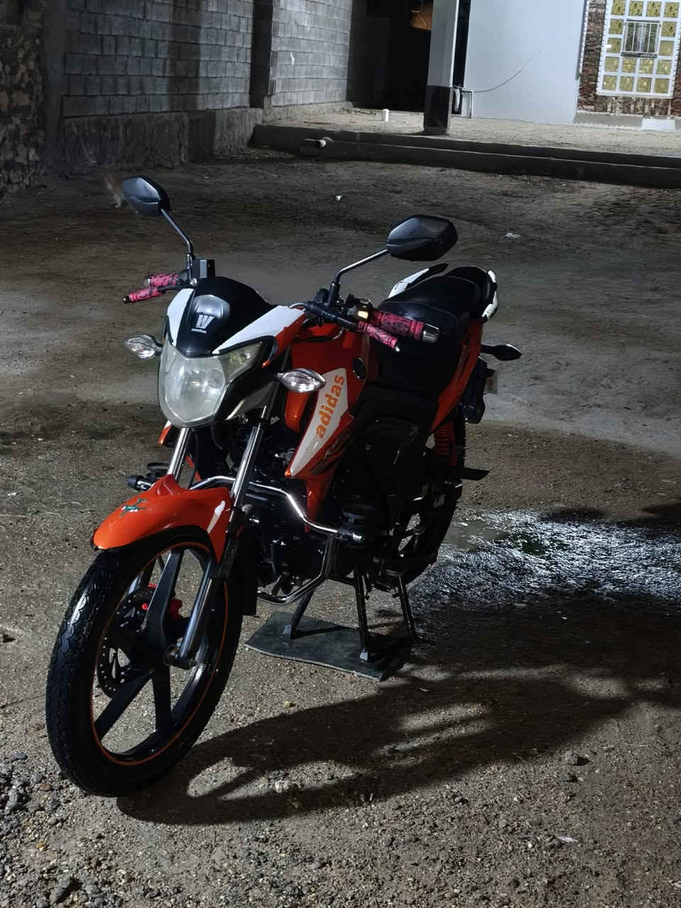 هاوجي موديل 23
مسجل وكامل
مكان رمادي


**إذا كنت صاحب هذا الإعلان وتريد حذفه لأي سبب، رجاءا أرسل رسالة إلى الدعم الفني**