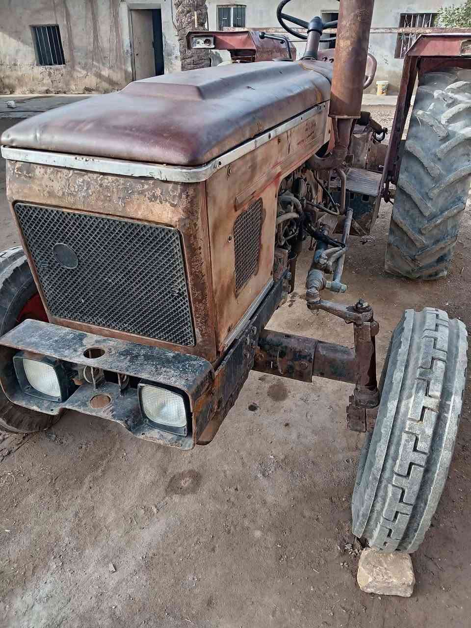 سلام عليكم عنتر 85 رقم ديالي لماني  مكفواله من كلشي باور بريك سلف جاهزه    محرك كير جهاز رفع كله مضبوط ‏‪077-277-68309‬‏ مكانه ديالي
