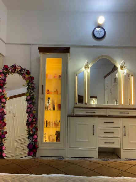 معمل نجارة القمه
ورشة الفرشاة الذهبية لصبغ الموبيليا بأنواعها
الأنبار - هيت -الزهور الأولى قرب متنزة الزهور
هاتف ***********
واتساب
عمر جلود
صبغ اوف وات والاسطح تعتيق صاجي
متوفر السعر 3250 مع النقل والشد
غرفه حطاطه 
للأستفسار واتساب
***********
