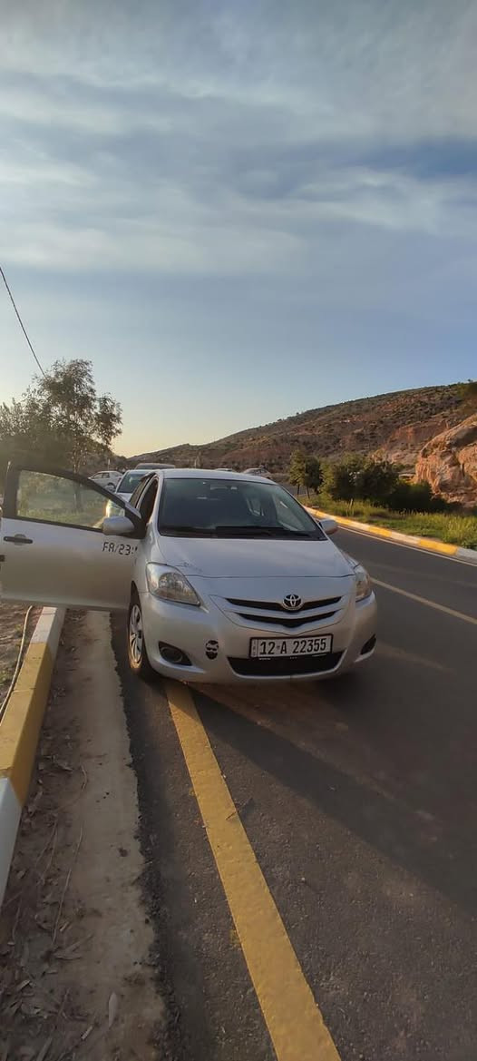 سلام عليكم
للبيع يارس 2006 خليجي 
كير توماتيك 
صبغ عام جماليه
كير ومكينه شرط
شرط التحويل
تبريد شغال 
رقم نينوى دولي
السعر 78 وبيها مجال 
للاستفسار اكثر اتصل
***********
