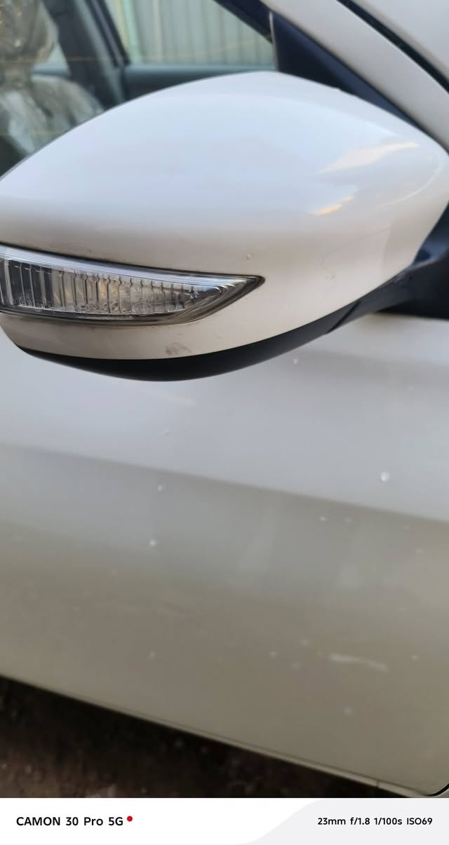 سلام عليكم نيسان سني مصري للبيع موديل 2024 سيارة بيها بارد خفيف من جهة اليمنى وفطر بالجامة الامامية كله موضحة بالصور
باقي السيارة نظيف جدا تحويل وكاله ثاني يوم سعرها 128 مكانها بغداد الدورة وهذا رقمي 
***********
