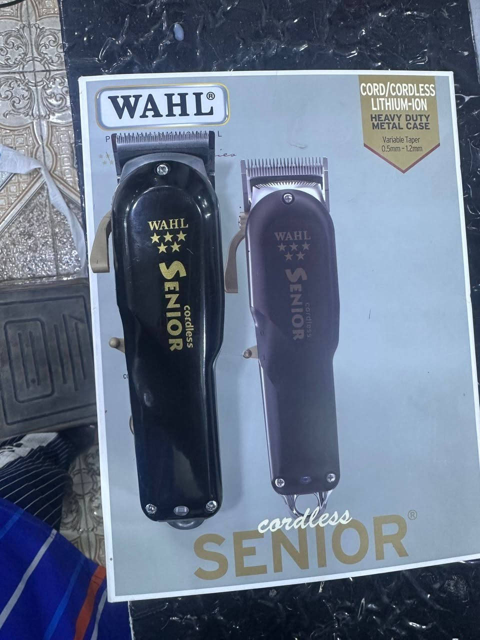 مكينه سنيور للبيع كامل ملحقات السعر ١٠٠ الف وبيها مجال اتصال *********** البصرة كرمة علي الهارثه
