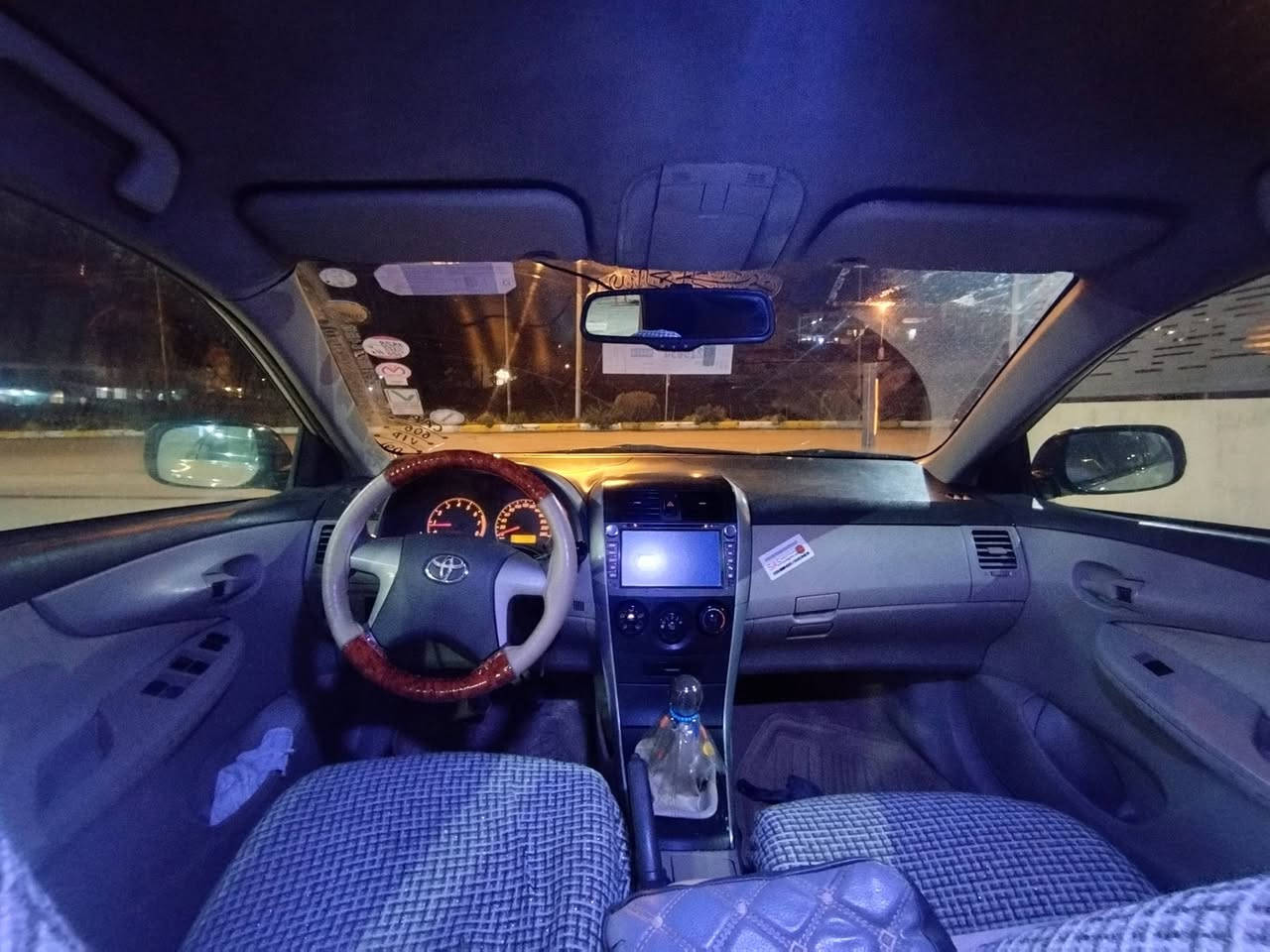 كرؤلا 2009بيلاد ته كسي مه كينه كه وره كيرعادى بى بؤياخ سه نه و.ى تازه يه تا نزيك 2030 كيرومه كينه ى به شه رت جوارتايه و ويلى لؤكى له ژيره بيشودواى جوانه كه بسه سه ياره كه مالى دؤسته سعرى 125كه لا
***********
***********
.
