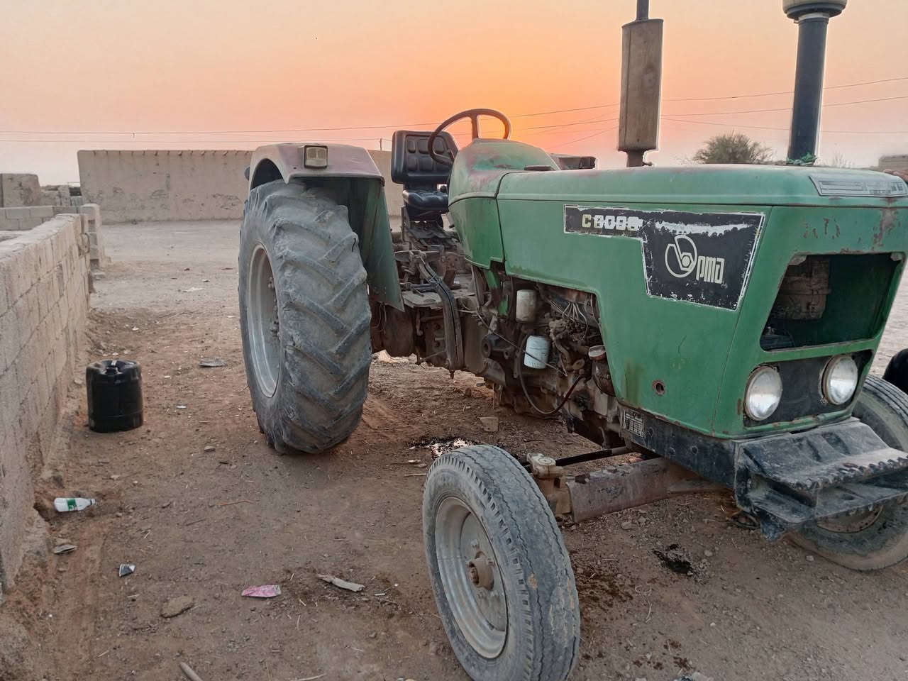 سلام عليكم  مكينه  سيرتات  وضع شريكه بس محرك مفتوح مكينه خير  من الله شراي ينتصل رقم  ***********
