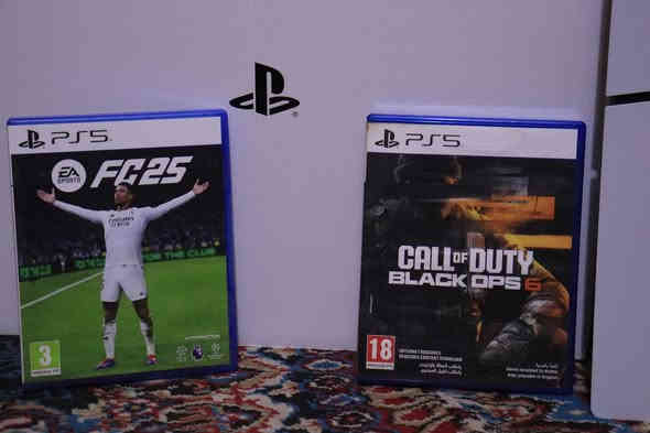 🎮 بلايستيشن 5 – PlayStation 5 (PS5)
🧩 المحتويات:
يد أصلية DualSense
يد إضافية
لعبتين:
إي إف سي 25 – EA FC 25
كول أوف ديوتي بلاك أوبس 6 – Call of Duty: Black Ops 6
الغراض كاملة والكارتونة موجودة
✨ استعمال أقل من شهر
📍 المكان: بغداد
📞 للتواصل: ***********
✉️ تواصل خاص
⚠️ البيع كامل فقط — الجهاز مع كل أغراضه والألعاب، ما أبيع مفرد.
