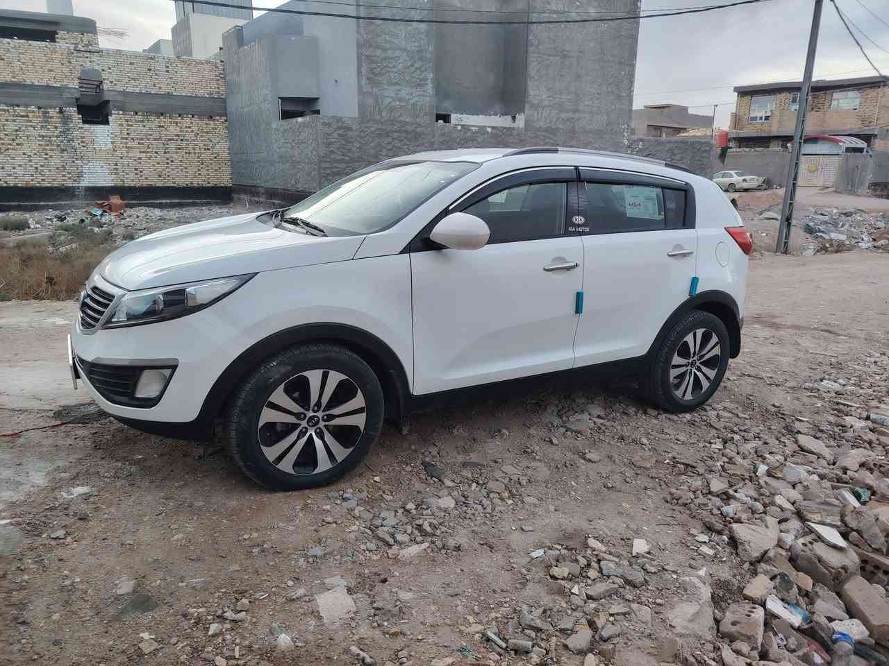 السلام عليكم عندي سبورتج للبيع مديل 11شكل 13 خليجي نص فول فقط بيهه صبخ بل جاملغ ما مفتوح رقم أربيل بسمي ماشيه 180 سياره نضيفه سياره ما عايزه كلشي كلشي شغال بيهه مكان بابل  *********** بي واتساب السعر 137
