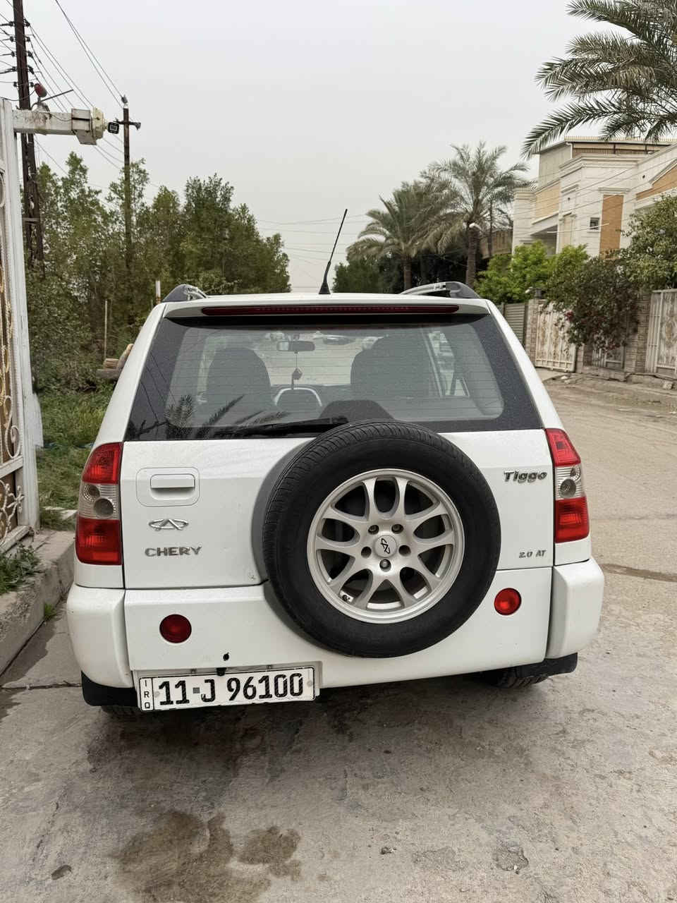 السلام عليكم
تيكو موديل 11 محرك 2000 كير ميكانيك ماشيه 124 خاليه من الضربه والصبغ وكهربائيات مالته كله شغاله ومسويله ادامه كامله من ناحيت محرك بس صدره شوي تعبان سعرها 62 وبيه مجال  مكانه بغداد الغزاليه ***********
