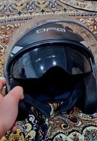 خوذة • بالة • يتواصل خاص