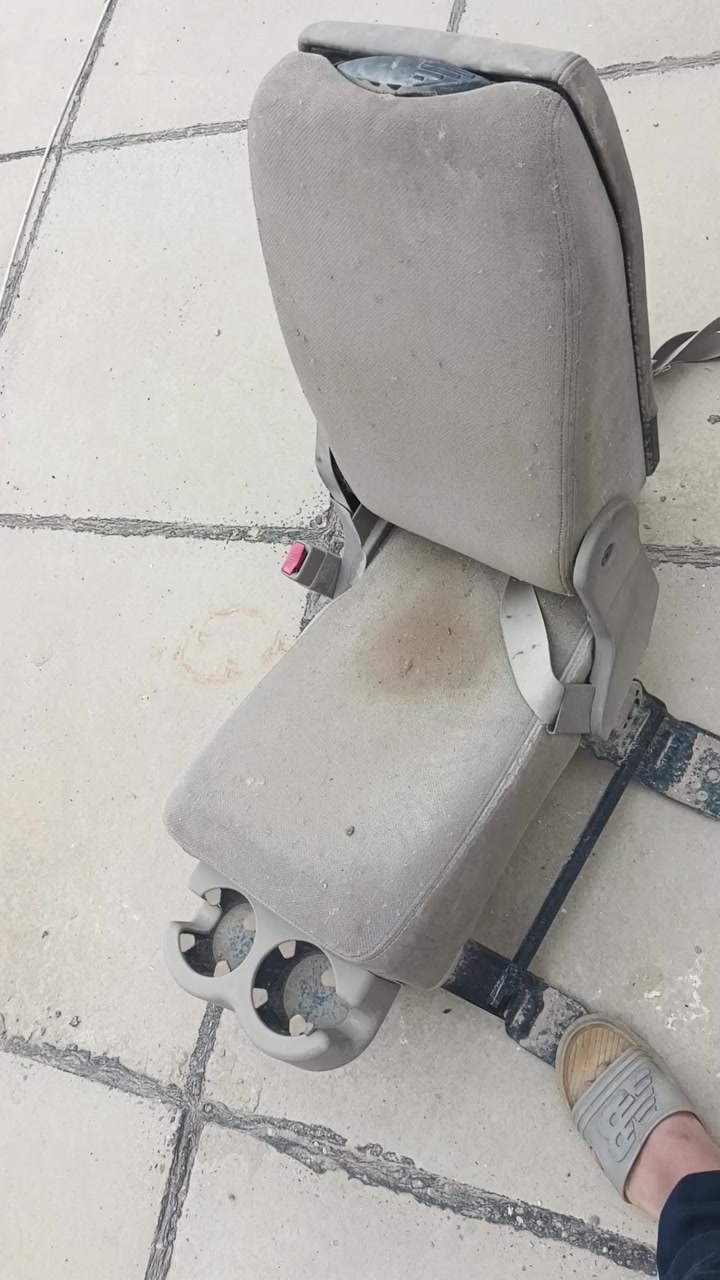 سلام عليكم ورحمة الله كشن قلاب مال قطع للبيع يرادلة غسل فقط قبل ٧٥ مكان أبو غريب *********** بي واتساب
