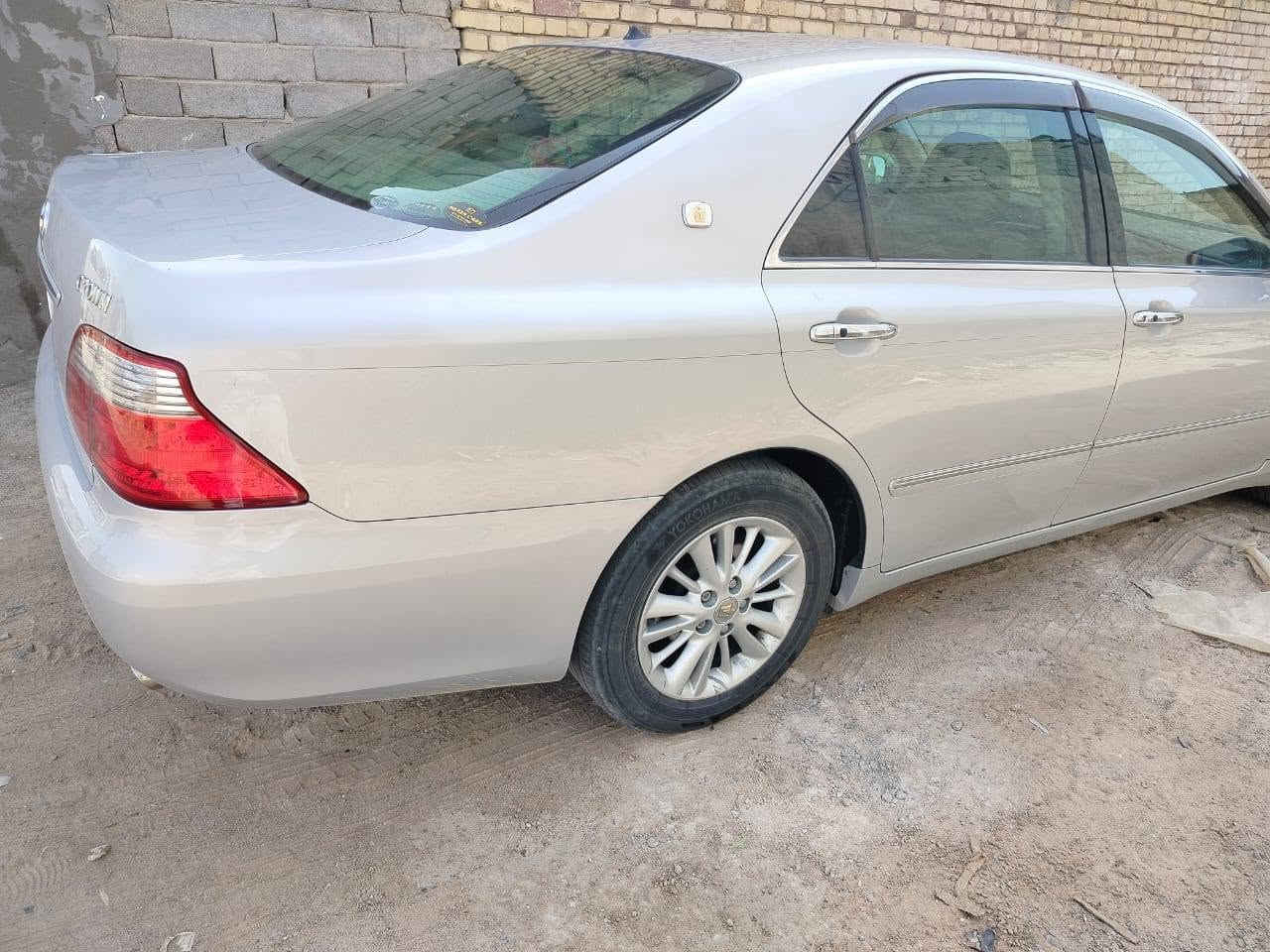 سلام عليكم بيع  شاهينه ادوات فول موصفات عدا الفتحه شاصي ٨٢ بيهه ارقام وسنوية وي رقم الشاصي السعر ٣٥ وبيها مجال قليل حك الجية  البصرة قضاء المدينة ***********
