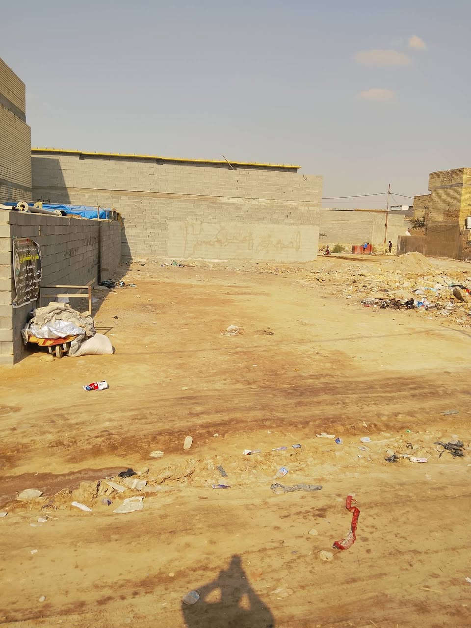 السلام عليكم
قطعه ارض 200 متر قرب حسينيه شيخ وهاب قرب ايضا دلاليه يعقوب 
السعر 30 وبي مجال بسيط***********
