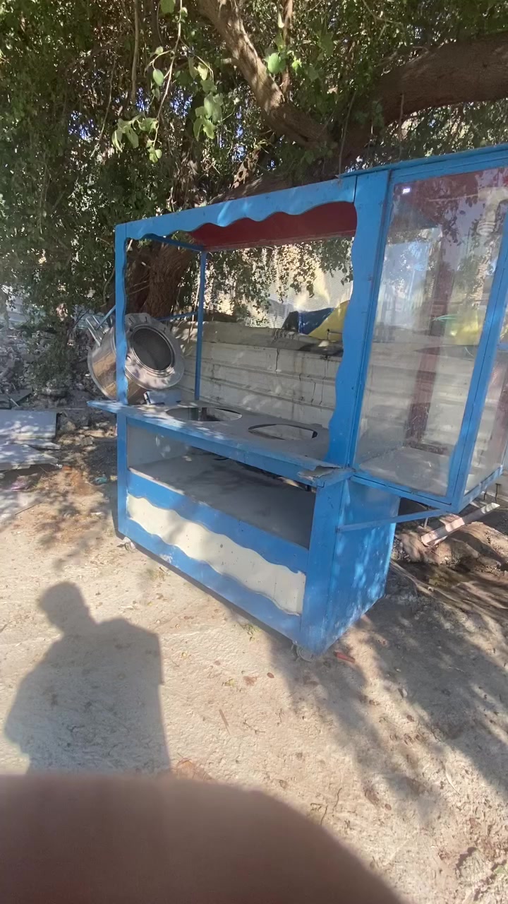 عربانه  لبلبي وذره ومكينه حب جاهزه الصنع عراقيه حديد السعر ٣٠٠ وبيه مجال ماقصر وياكم هاذ رقمي هاتف وواتساب ***********
