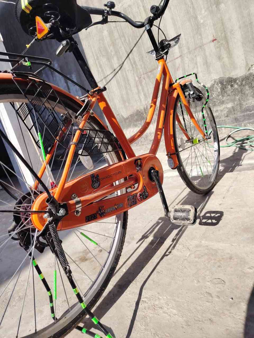 سلام عليكم بايسكل البيع مكاني بغداد البايسكل بعده جديد والله معوز وريد ابيع سعر 135 وبي مجال شي قليل ***********
