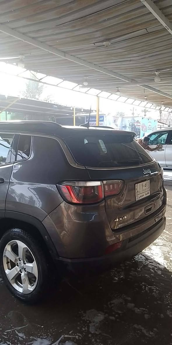 (((((مستعجل للبيع)))))
 جيب كومباس 2018 حادث امريكا بسيط وسطحي صور الحادث مرفقة .. مكاني بالديوانية 
***********
***********
