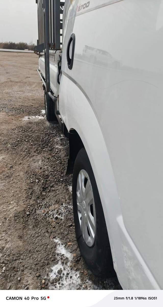 السلام عليكم شباب سياره كيه للبيع مديل 2018سياره مكفوله كفاله عامه لاضربه لا تبديل لاصبغ على وضع الشركه مكينه جديده لاتنقيص ولا تبخير حداديه كير اكسل شاصي رقم شاصي تخم تايرات محجر جديد سياره رقم بابل نكليزي بس الوحات ع ستلام
سعرها 115 وبيها مجال الطيبين 
مكان سوك الشيوخ ***********
