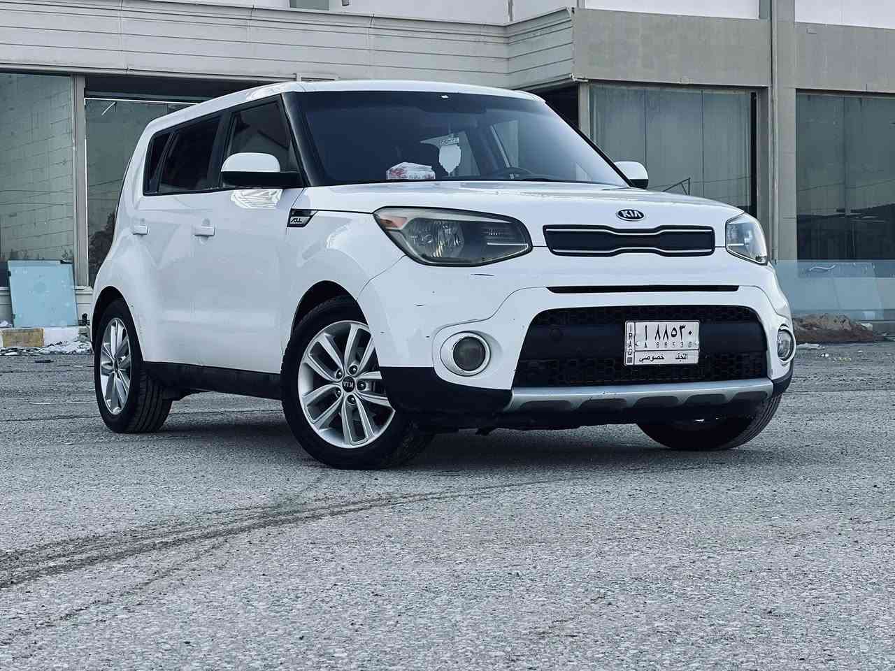 كيا صول وارد امريكي موديل 2018 محرك 2000 gdi , رقم نجف للون ابيض ماشيه 86 الف ميل ، حادث امريكا جاملغ عكس السايق و بنيد ، وهنا بالعراق صار حادث بدلنه قبق الجنطه ، سعر 120 ورقه وبيها مجااال مكان السياره النجف 
تواصل عبر الرقم ***********
