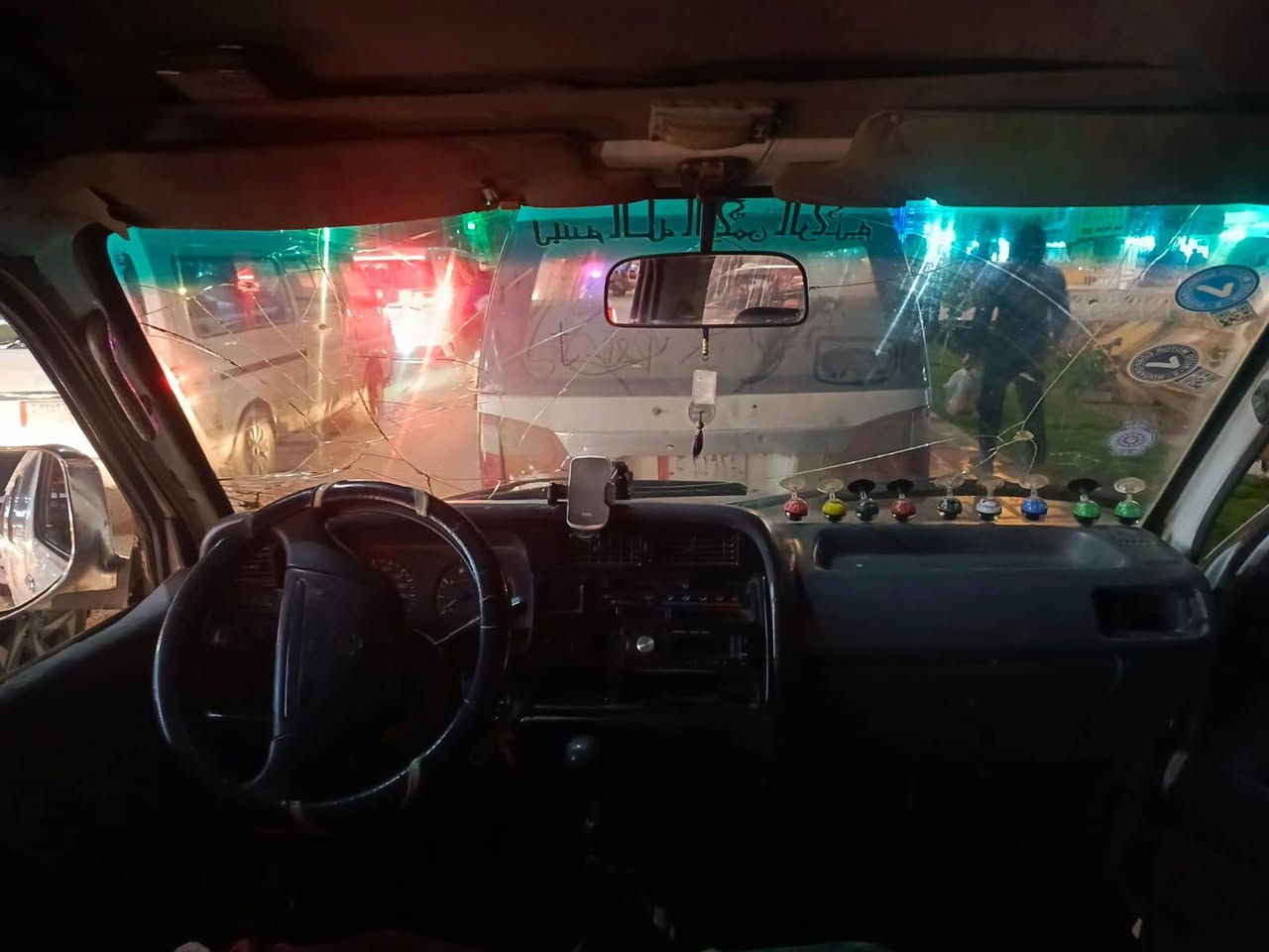 فتون موديل ٩ رقم احمر سنويه عضم ابيع موصليه مكينه  كير مكفولات كهربئات كلهه شغاله حداديه نص عمر تخم تاير ترايك السعر   25وبيهه مجال حك الجيه مكان السياره كربلاء رقم الهاتف ***********
