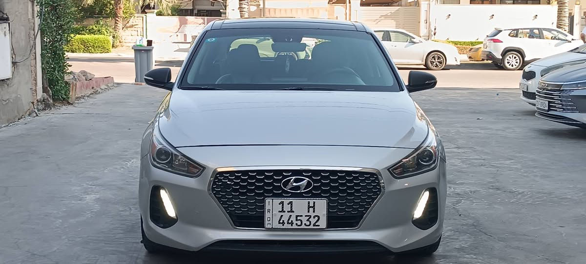 بسم الله
***********
النترا هاج باك 2018 مكينه 2000 فول موصفات بنوراما بصمه ماشيه 98الف كيلو وراد كندي حادث كندا باب السايق وصار بيها شخوط انصبغت الصفه كلها بدون ضرر طخه بالبنيد بسيطه كلشي مرفق بالصور السياره كل نقص مابيها وكلشي بيها جديد العنوان السيديه شارع التجاري السعر 113$ بيها مجال

