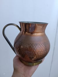 إبريق نحاس • مطرّوق • تراثي