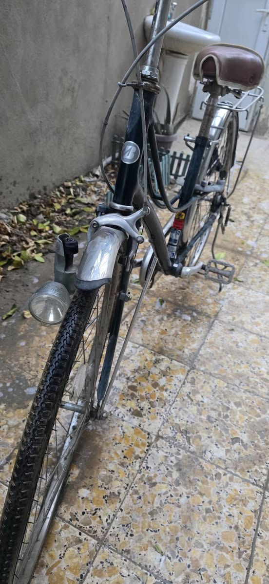 سلام عليكم 
بايسكل للبيع 
حجم 26 ياباني 
مابي اي نقص 
فــول نـضافه 
استخدام قليل جداً 
المكان / المناذره 
***********
