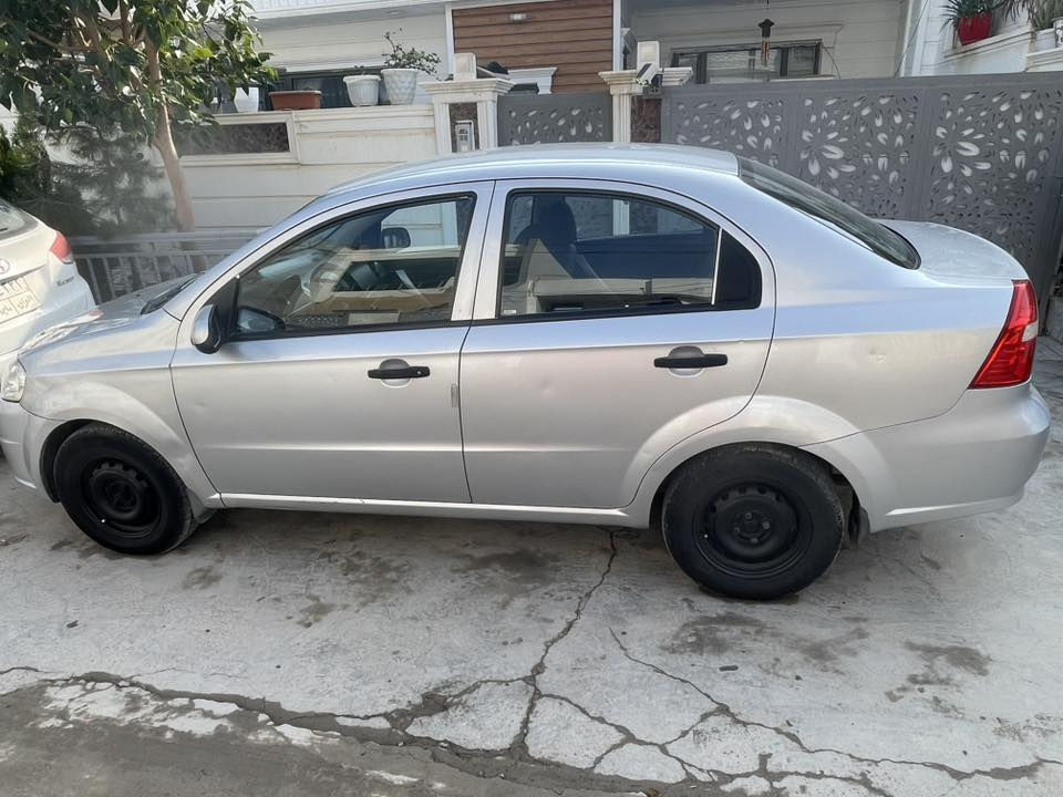 شۆفرلێت ئەڤیو ٢٠٠٩ خەلیجی
بەشەرتی تەحویل
تا سالی ٢٠٢٧ تازەکراوەتەوە
بۆیاغی نیە
مەکینە گەورە
گێر ئۆتۆماتیک
یەک دینار مەسرەفی نیە
مالی دۆستە

گێر و مەکینەی بە شەرت بێ عەیبی
سارد و گەرم ئیش دەکات بە شەرتی بێ عەیبی
چوار تایە تازە

سعری ٦٩ گەلا و مەعمەلە
شوێن کەلار
***********
