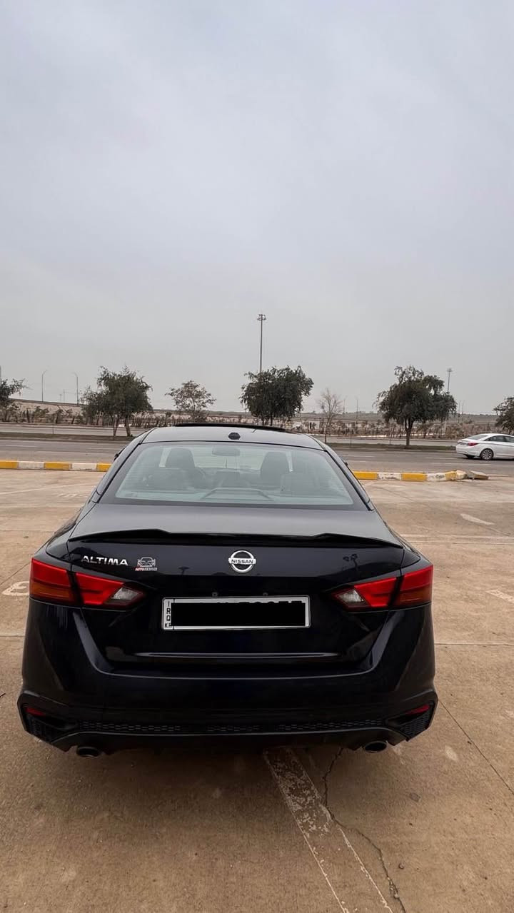 بۆ فرۆشتن 
ئاڵتیم  ٢٠٢٠ SL ڕەشی درۆزن 
سەماعە بۆس 
کوشن سەکن و سایەق هیتەر
سوکان هیتەر 
کوشن سایەق و سەکن کارەبا 
سلایت 
رادار پێش و پشت ، ڕادار ناوچەی کوێر ، خەتی جادە 
سەیارەکە زۆر بە خزمەتە 
١٥٠ هەزار ڕۆشتوە   
( ٣ پارچەی پەمپە لەبەر شوخت بەبێ دەعم ) 
١٣٧$ و مەجالێکی برایانە  
تکایە ئەگەر مشتەری نیت تەلەفون مەکە بۆ سعر تاقی کردنەوە
***********  کەرکوک كركوك, العراق
